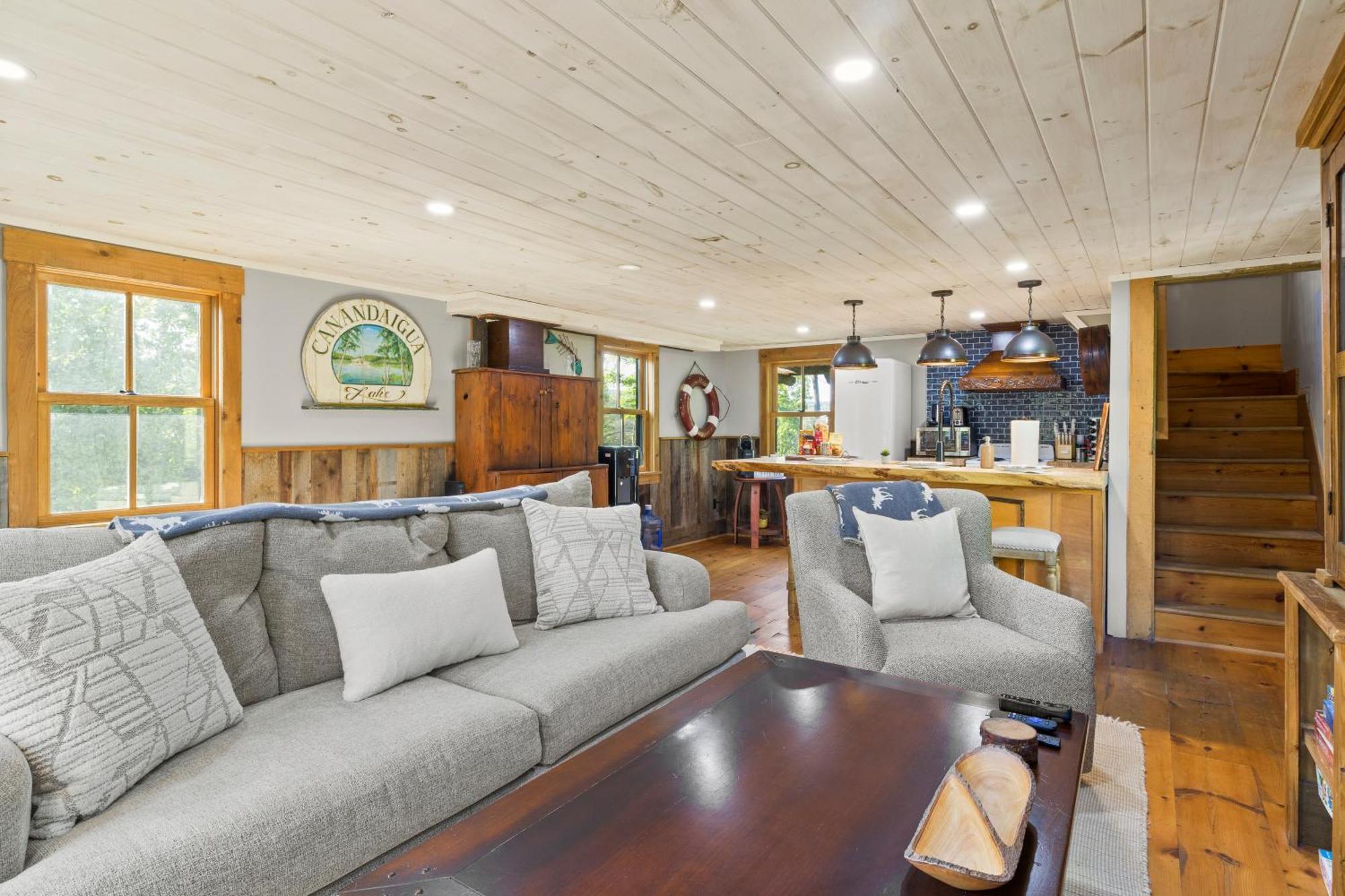 Cozy Two Bedroom Home On Canandaigua Lake Rushville エクステリア 写真