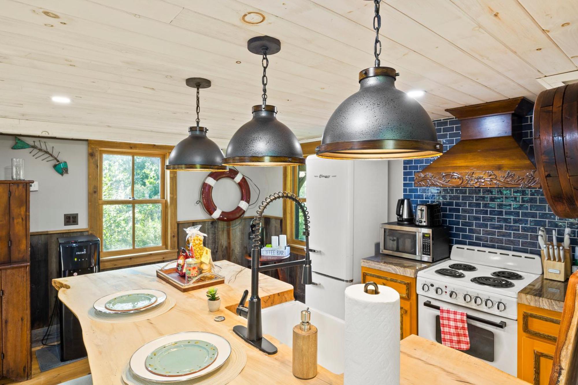 Cozy Two Bedroom Home On Canandaigua Lake Rushville エクステリア 写真