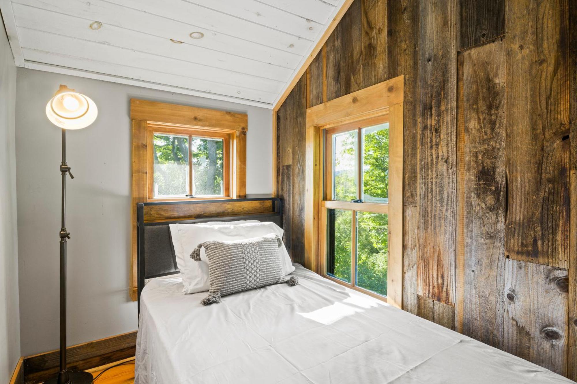 Cozy Two Bedroom Home On Canandaigua Lake Rushville エクステリア 写真